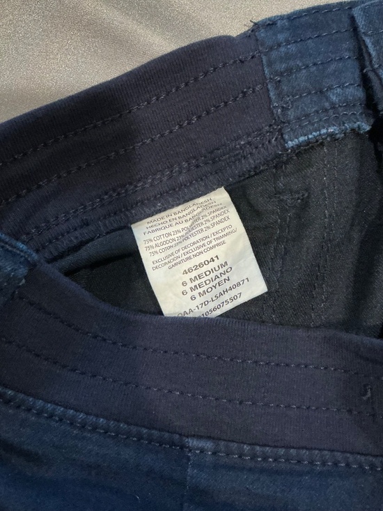 Shorts - Picture 5 of 5